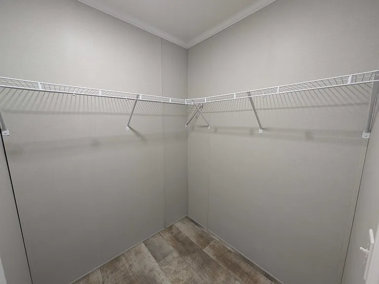 38000 Le Chateau Blvd #339 — Photo 6