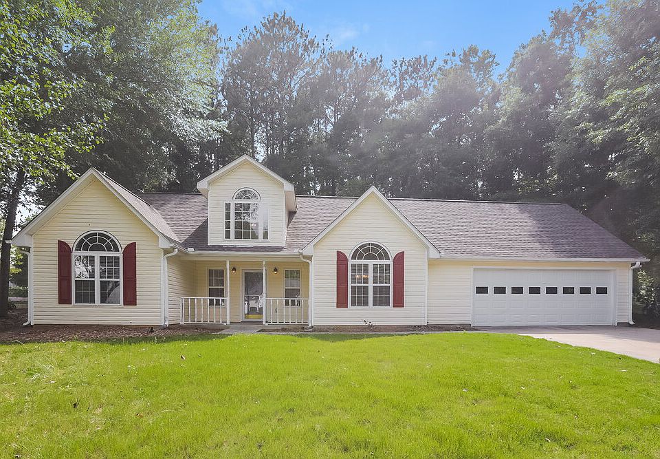 1st image of 421 Windermere Dr