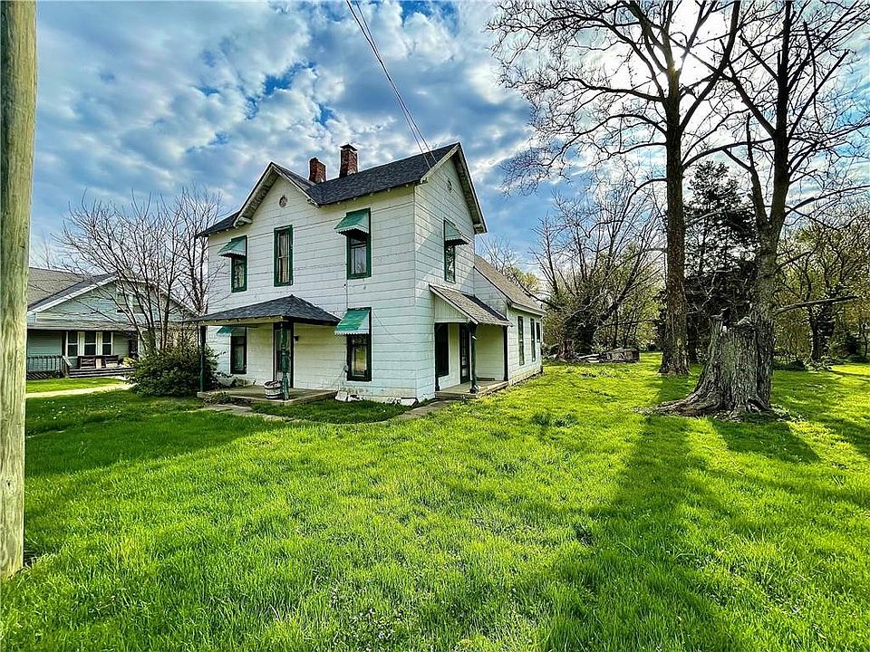 1st image of 4619 Iowa St