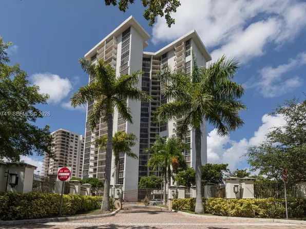 18181 NE 31st Ct, Aventura, FL