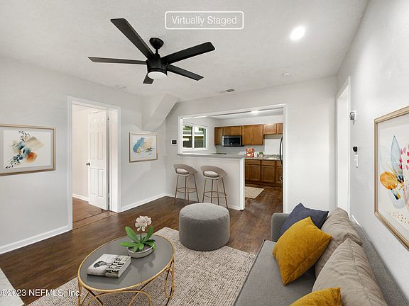 3rd image of 2535 LA TRELLE Court