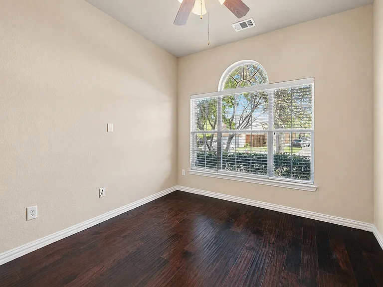 2812 Gooseberry Dr — Photo 26