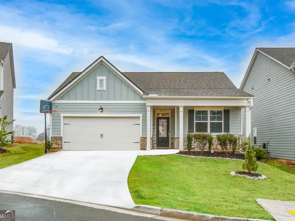 6062 Trumpet Flower Ave, Flowery Branch, GA 30542