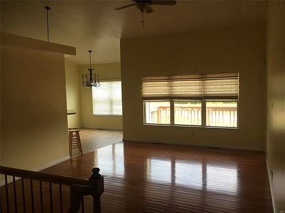 4th image of 3162 Somerset Green Ct