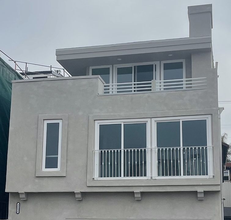 Front View, 2 Car Garage, w/ Driveway Parking.