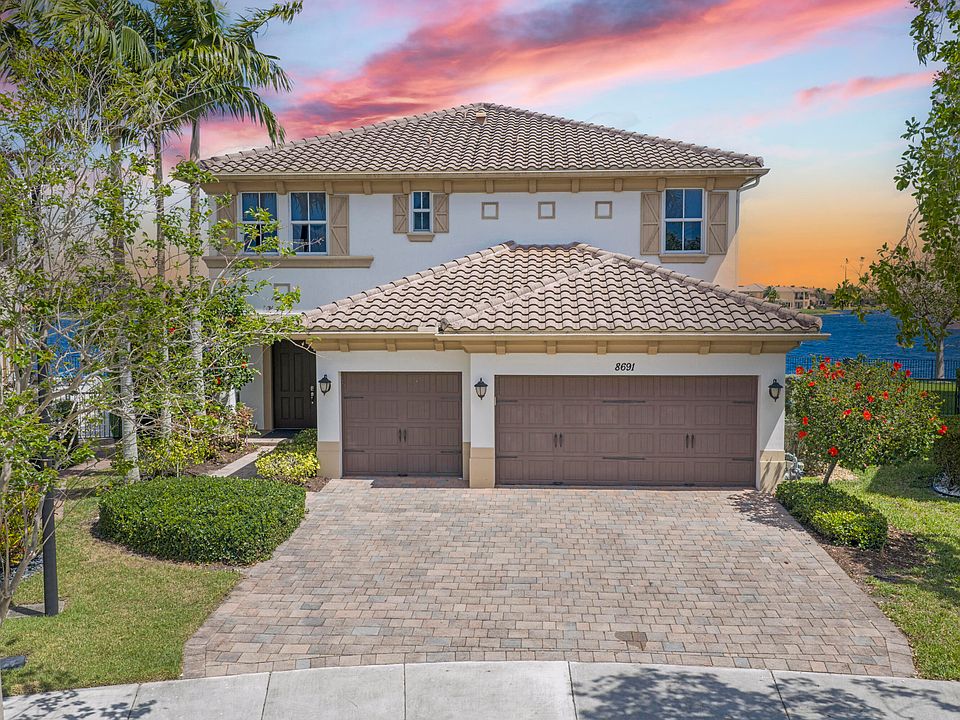 1st image of 8691 Lakeside Bend