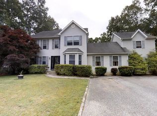 6 Jonathan Dr, Woodbine, NJ 08270