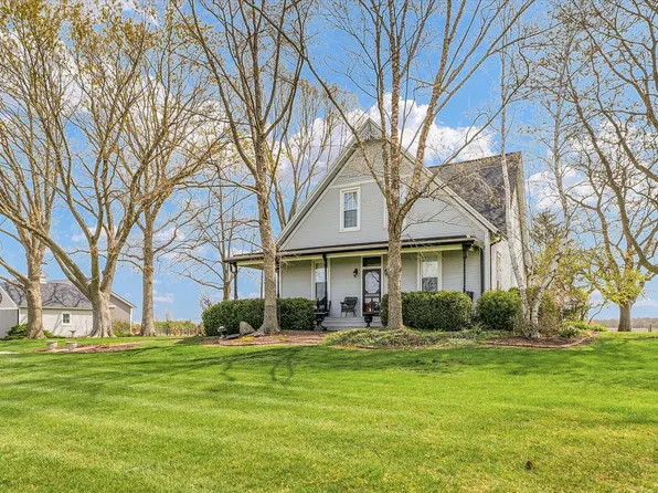 1076 County Road 2125 E, Sidney, IL 61877