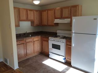 207 Golf Rd, Darby, PA 19023