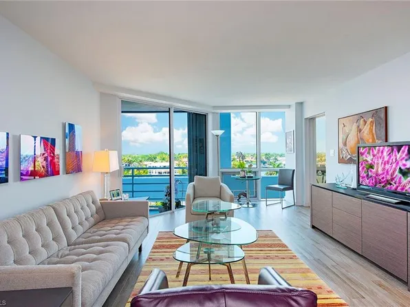 4751 Gulf Shore BLVD N #704, NAPLES, FL 34103