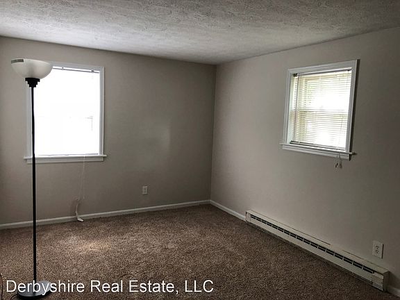 2nd image of 108 Hunterdale Dr