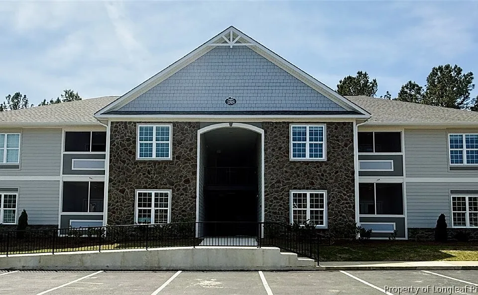 188 Gallery Dr #302