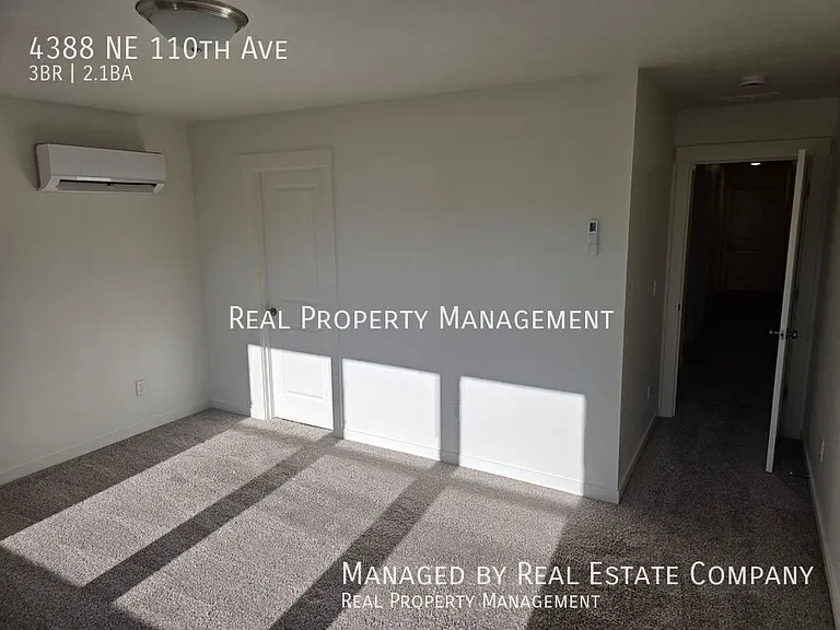 4388 NE 110th Ave — Photo 15