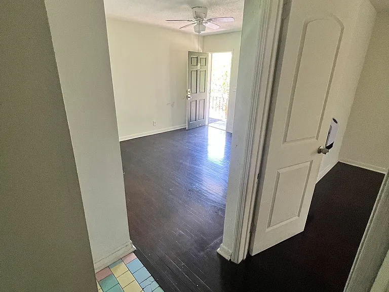 3505 Chase Ave #3 — Photo 11