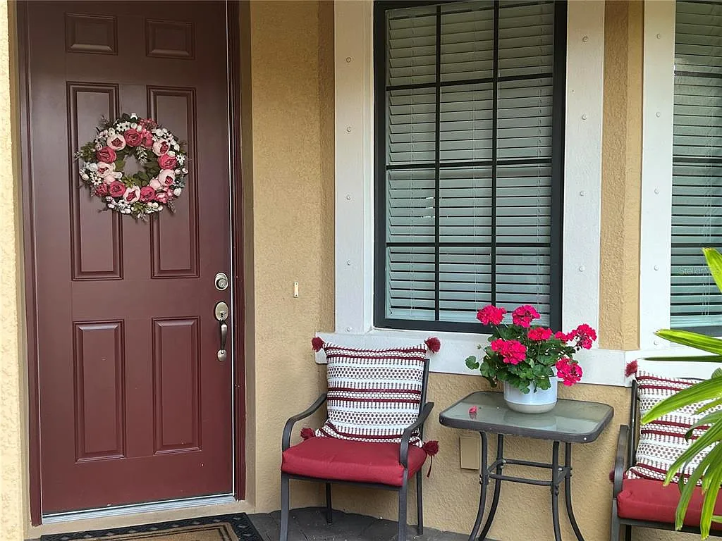 2 bed, 2.0 bath, 1528 sqft, $3,000 — Photo 2