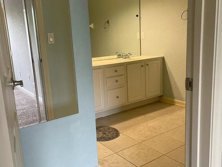 2451 Stockton Dr — Photo 16