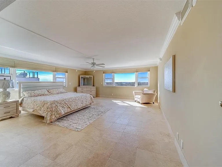 675 S Gulfview Blvd #Penthouse 1 — Photo 23