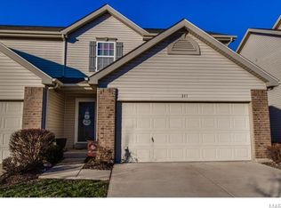 345 Wild Oak Dr, O'Fallon, MO 63368