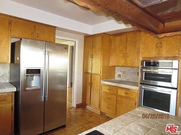 4th image of 5047 Southridge Ave