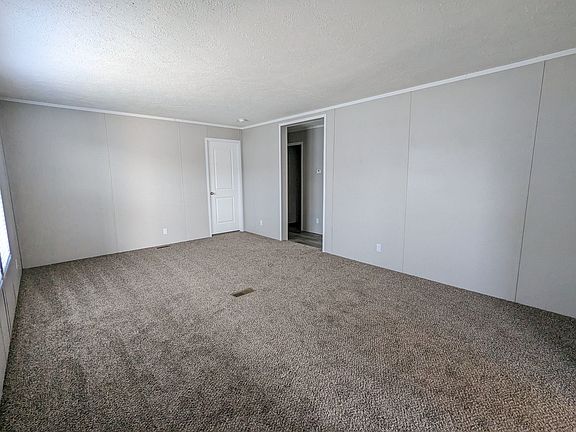 4th image of 632 Oregon St #632