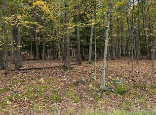 289 Forest Dr, Canadensis, PA 18325