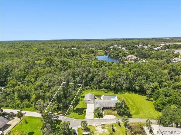 990 N Appalachian Ter, Crystal River, FL 34429