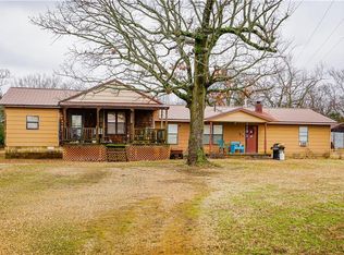 101757 S 4620th Rd, Sallisaw, OK 74955