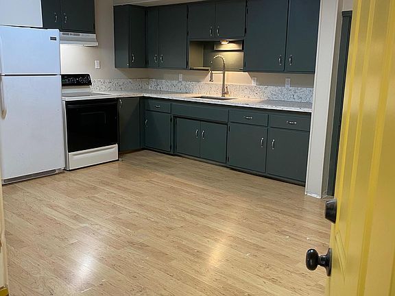 2nd image of 172 E Placer St APT 4