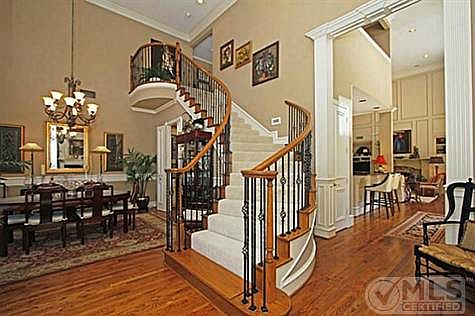 5th image of 2640 Polo Ln