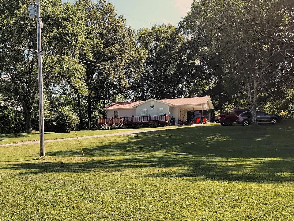 1st image of 220 Old Crawford Mill Ln