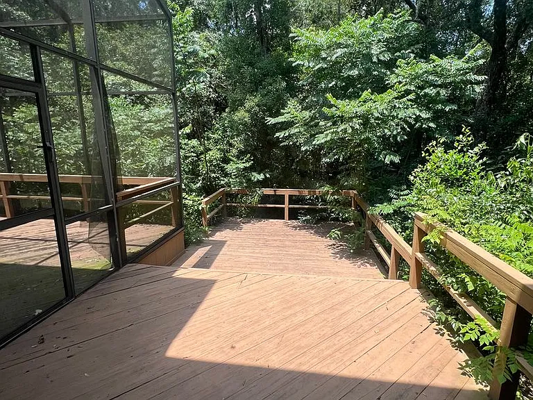 733 Galloway Dr — Photo 17