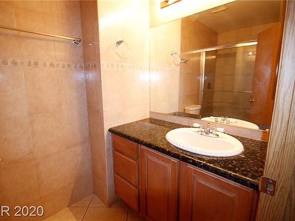 5th image of 4281 Sanderling Cir Unit 132