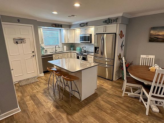 4th image of 775 Gulf Shore Dr Unit 2137