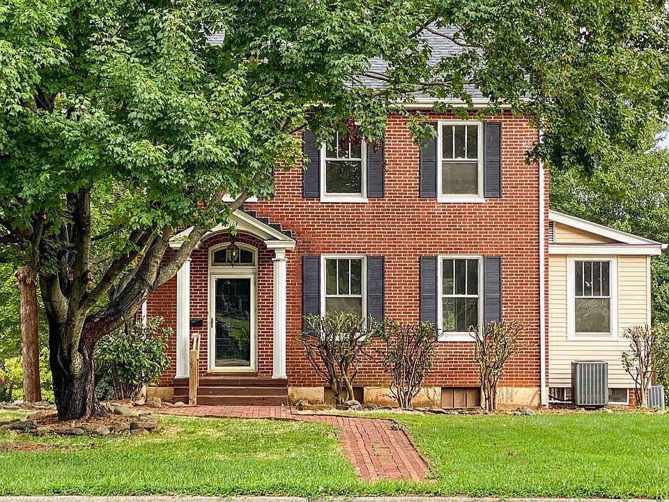 1st image of 1113 Longwood Ave