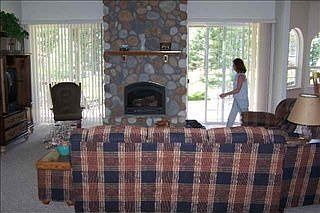 4th image of 100 Highwood Cir