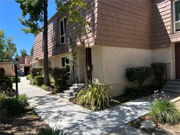 4135 Yankee Dr, Agoura Hills, CA 91301