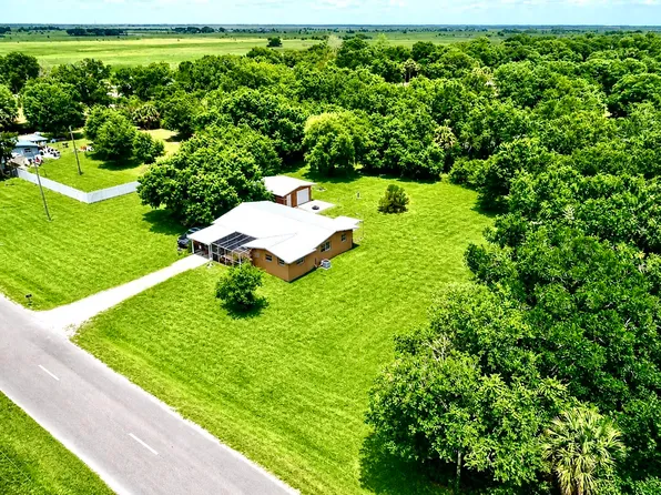 7815 NW 86th Court, Okeechobee, FL 34972
