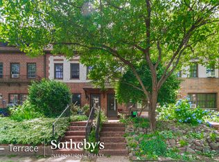 281 Burns St #2, Forest Hills, NY 11375