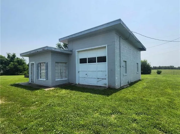 11454 E Highway 7, Clinton, MO 64735