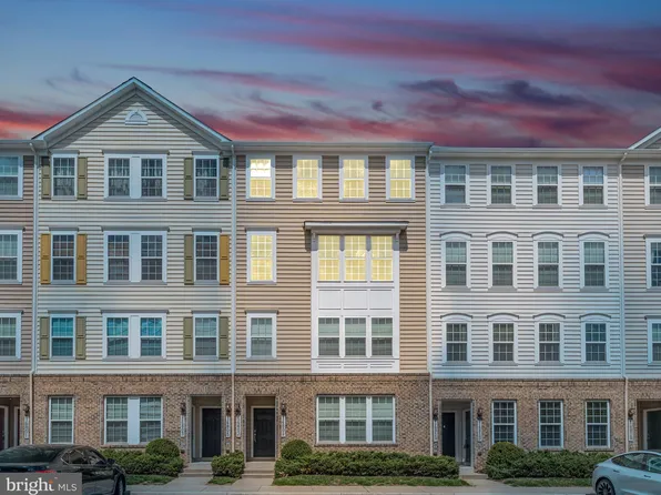 14807 Mason Creek Cir, Woodbridge, VA 22191