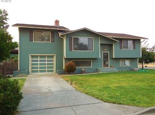 326 SE 17th Ave, Milton Freewater, OR 97862