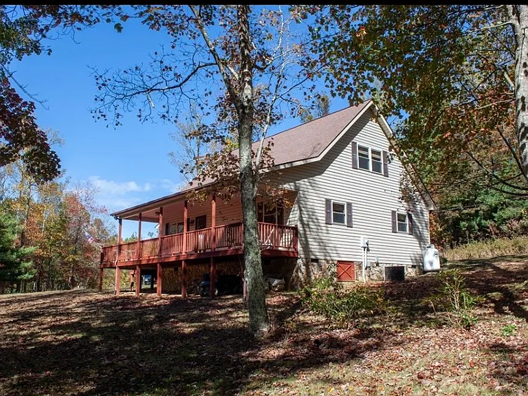 450 Rhododendron Ln — Photo 26