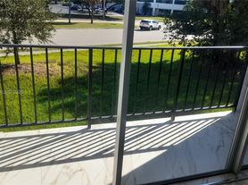 310 Fontainebleau Blvd