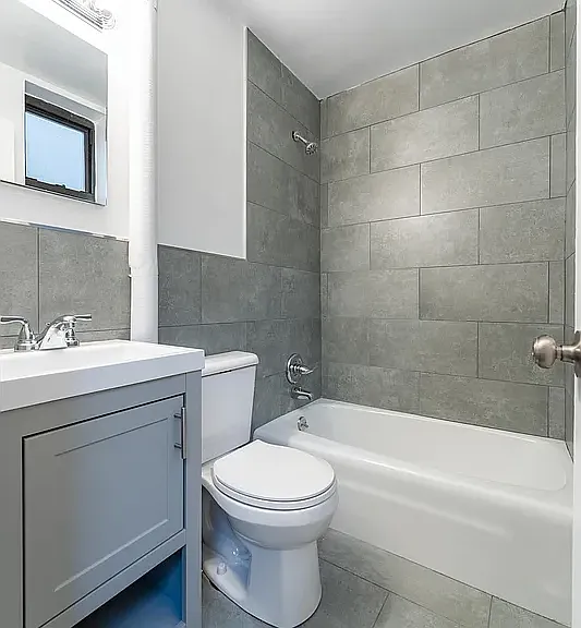 32 Cornelia St #5A — Photo 7