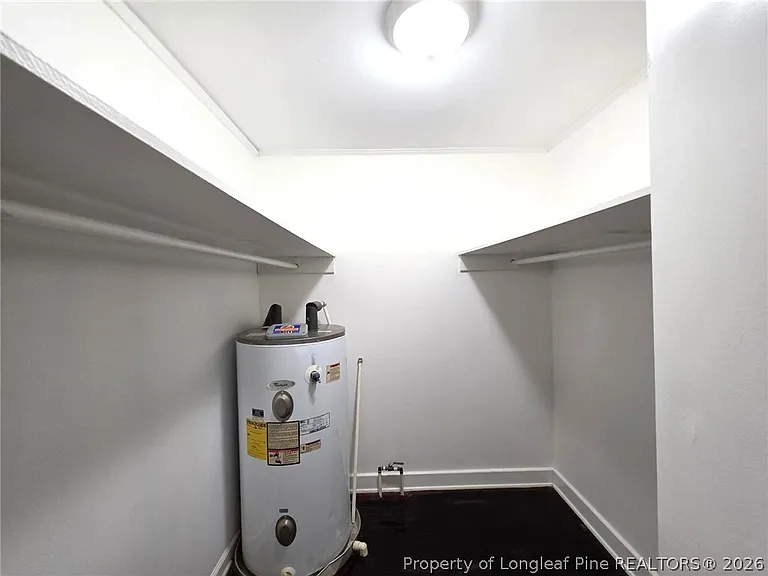 216 Country Club Dr — Photo 24