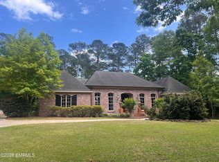 603 Northwood Commons Dr, Meridian, MS 39305