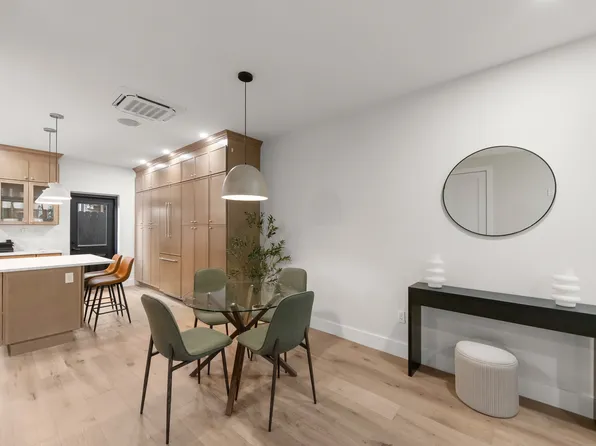 10 Hausman Street image 24 of 30