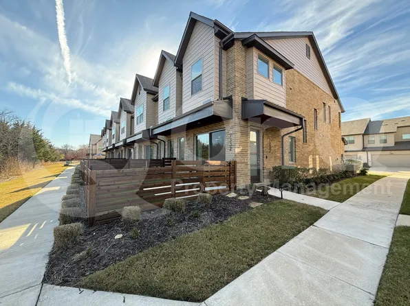 7332 Concha Dr, Grand Prairie, TX 75054