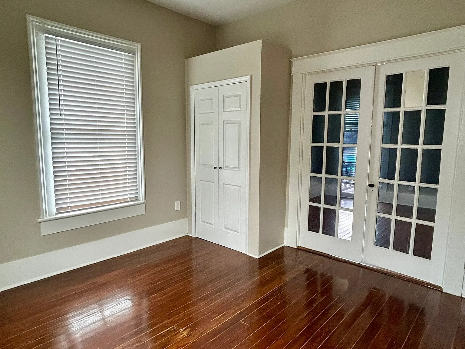 Maxson's Apartments — Photo 4