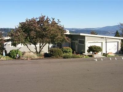 2800 170th Ave SE, Bellevue, WA, 98008